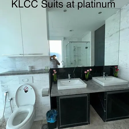 Klcc Suites At Platinum Kuala Lumpur Exterior photo