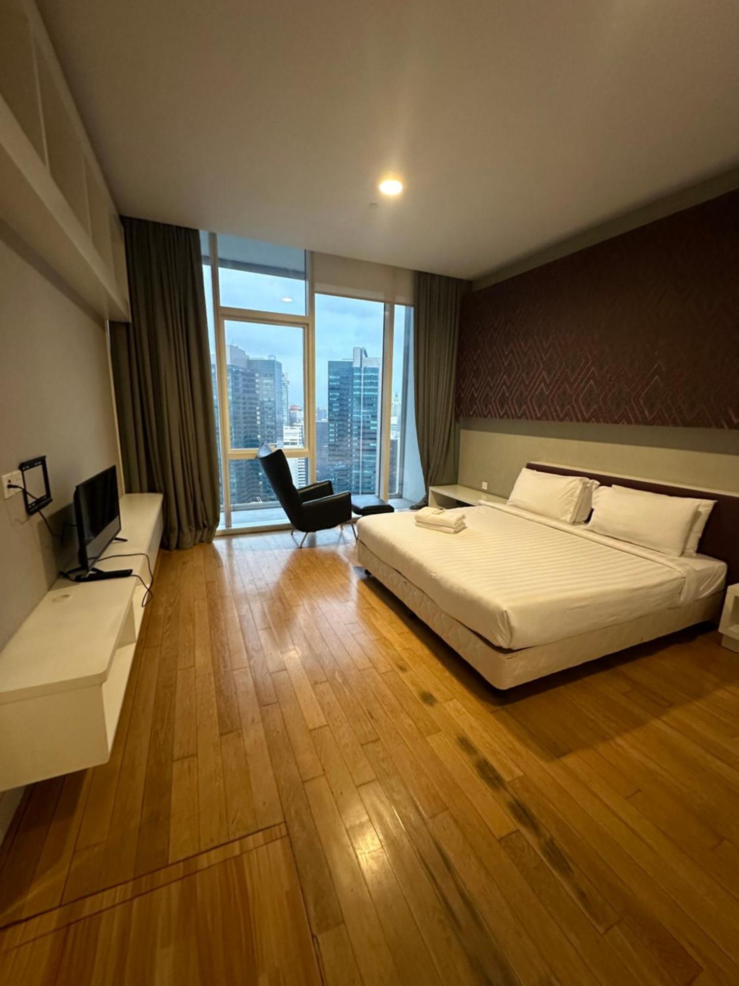Klcc At Platinum Apartment *