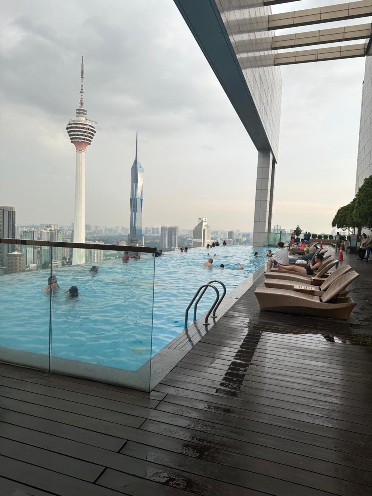 Klcc At Platinum * Kuala Lumpur